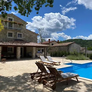 https://casa-di-nonno-giovanni.in-istria.net