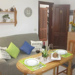 https://estudio-casco-los-silos-cerca-de-garachico.in-canary-islands.com